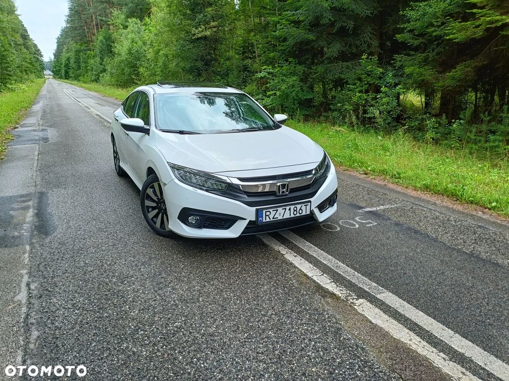 Honda Civic 1.5 T Prestige (Navi) - 32
