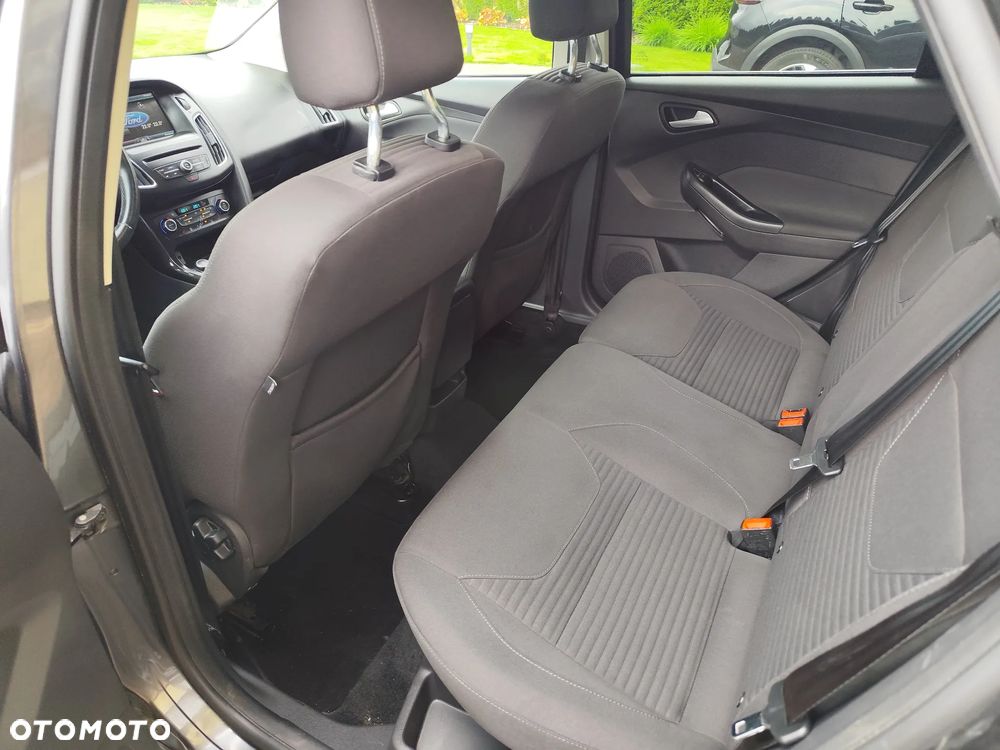 Ford Focus 1.5 TDCi DPF Start-Stopp-System Titanium - 11