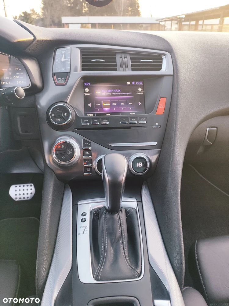 DS Automobiles DS 5 - 17