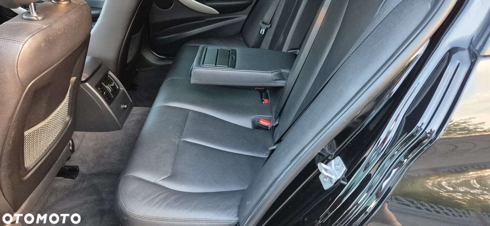 BMW Seria 3 320d Sport Line - 21
