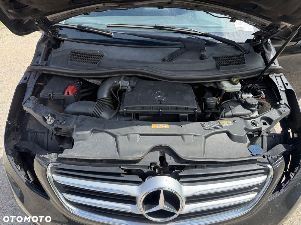 Mercedes-Benz Klasa V 220 (BlueTEC) d extralang 7G-TRONIC Avantgarde - 24
