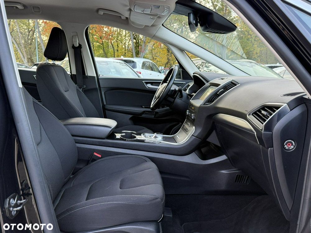 Ford S-Max 2.0 EcoBlue Titanium - 18