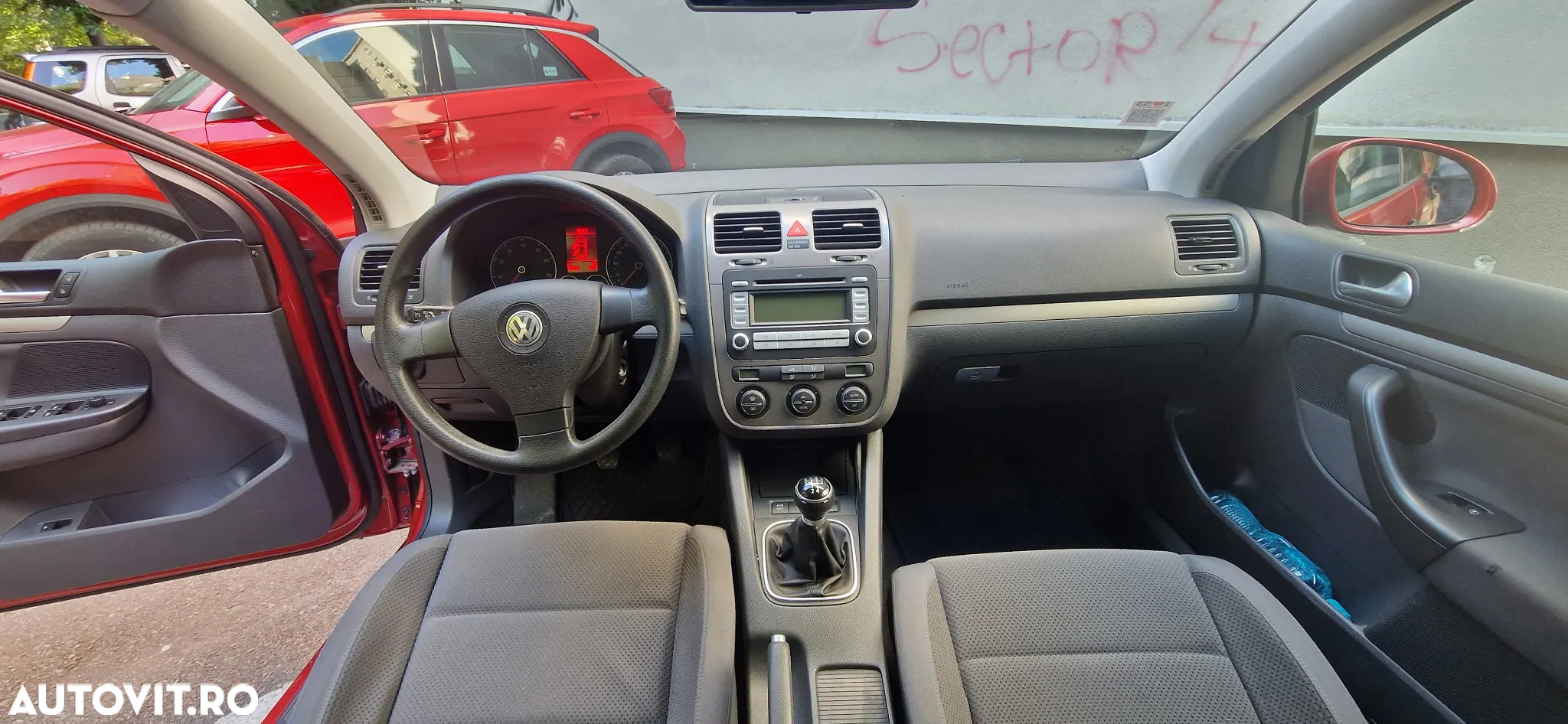 Volkswagen Golf 1.6 Comfortline - 7