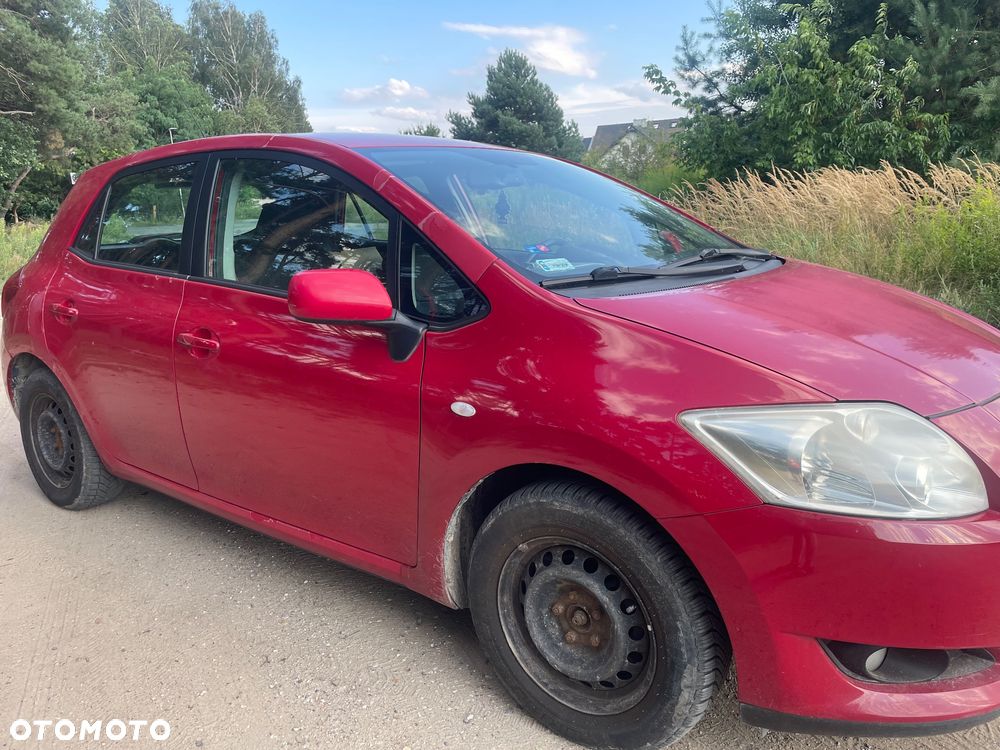 Toyota Auris 1.4 D-4D - 2