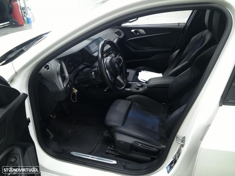 BMW 116 d Corporate Edition M - 3