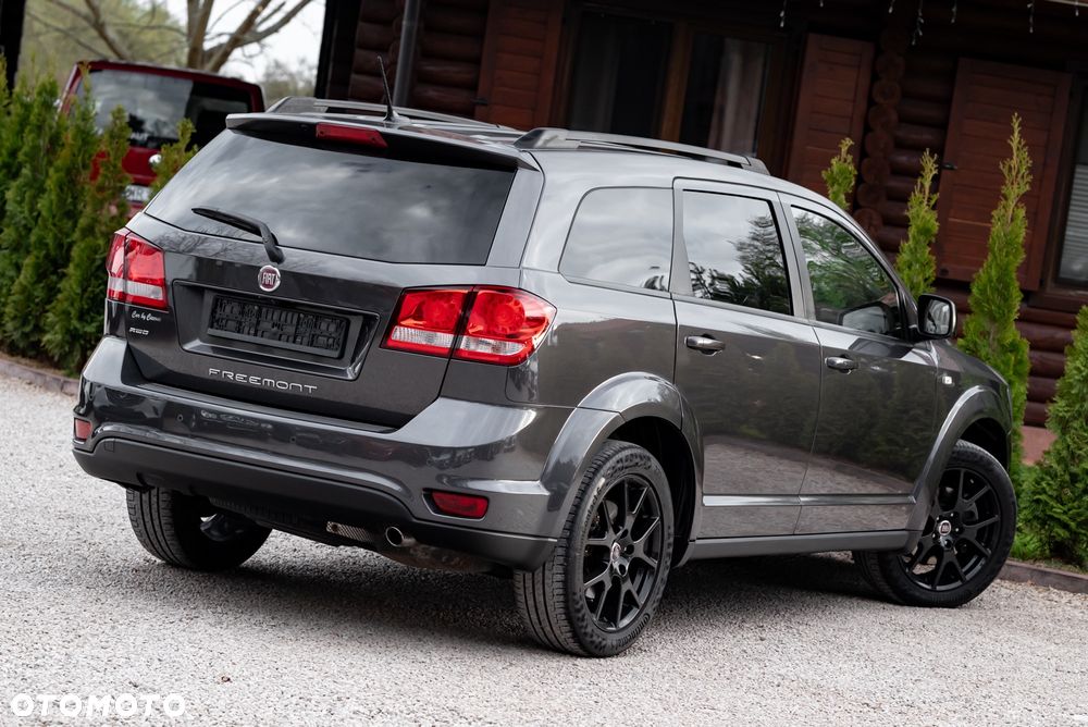 Fiat Freemont 2.0 Multijet 16V DPF Automatik Allrad Black Code - 13