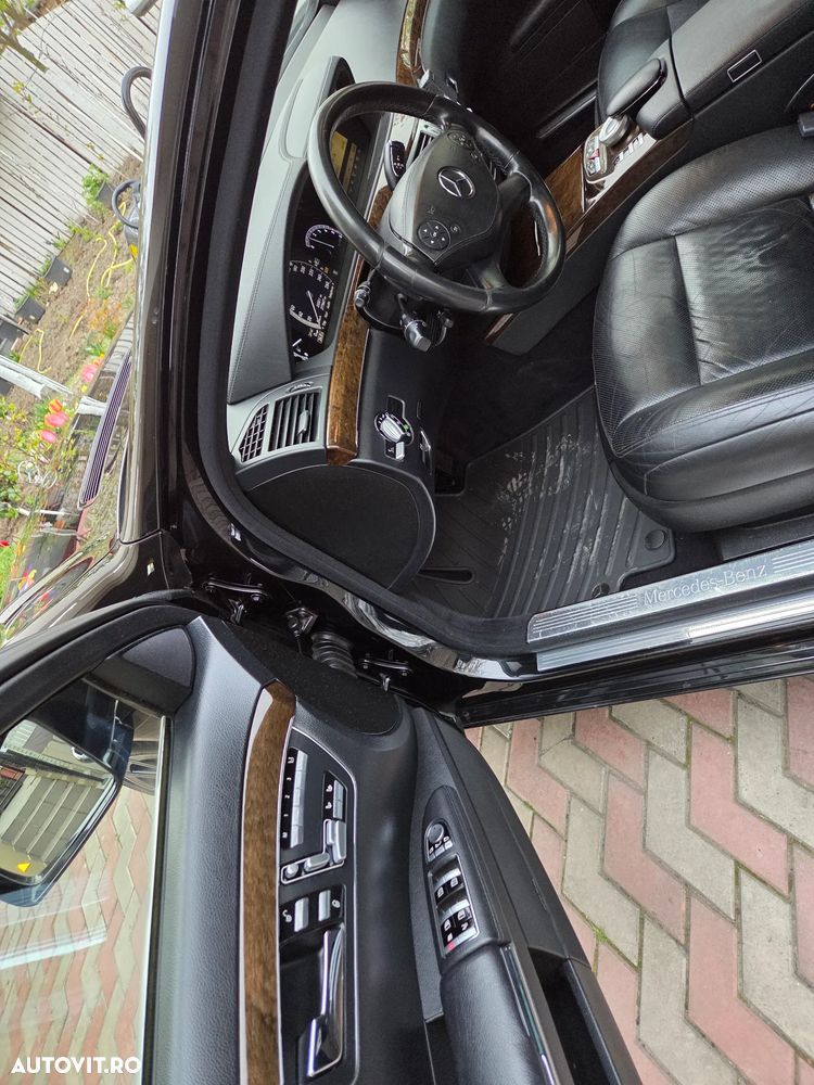 Mercedes-Benz S - 12