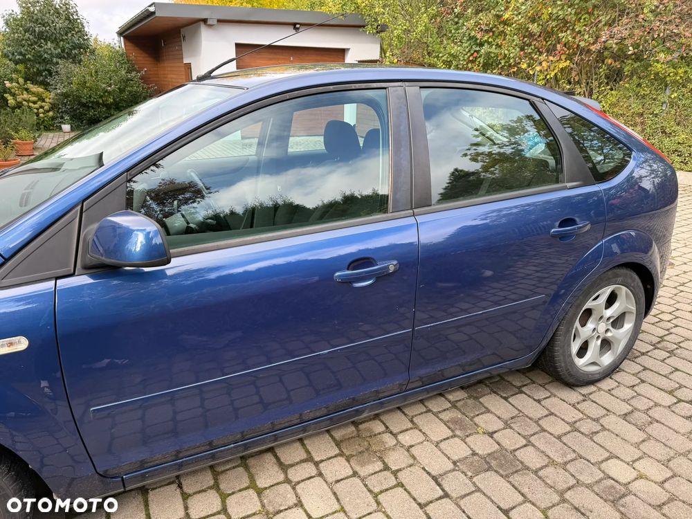 Ford Focus 1.8 FF Ghia - 2