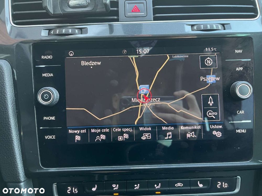 Volkswagen Golf 2.0 TDI Style - 18