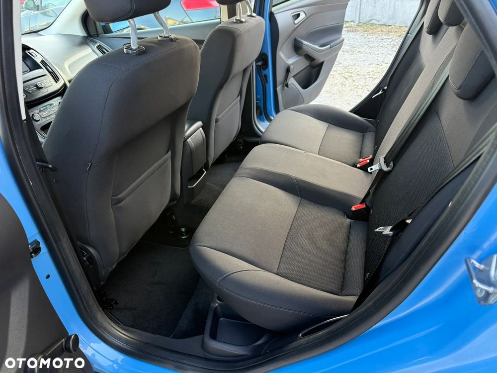 Ford Focus - 27