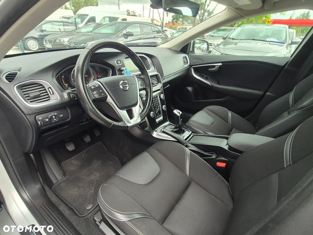 Volvo V40 D2 Drive-E SCR Dynamic Edition - 28