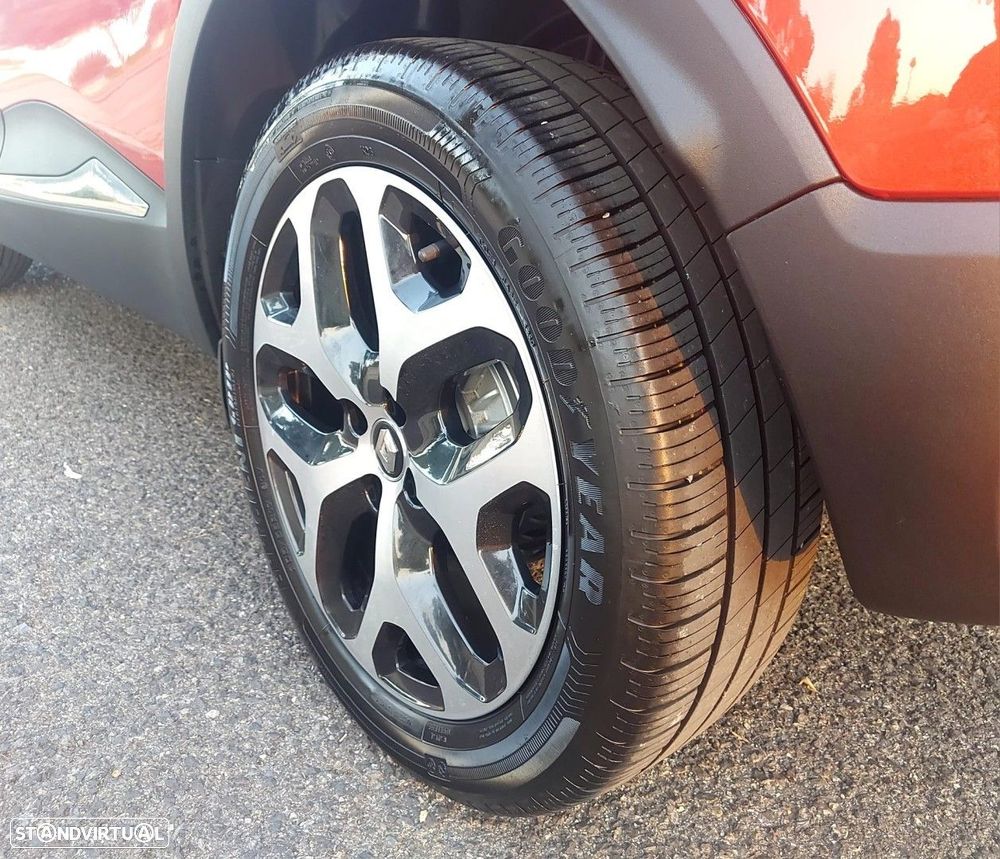 Renault Captur 0.9 TCE Exclusive - 24