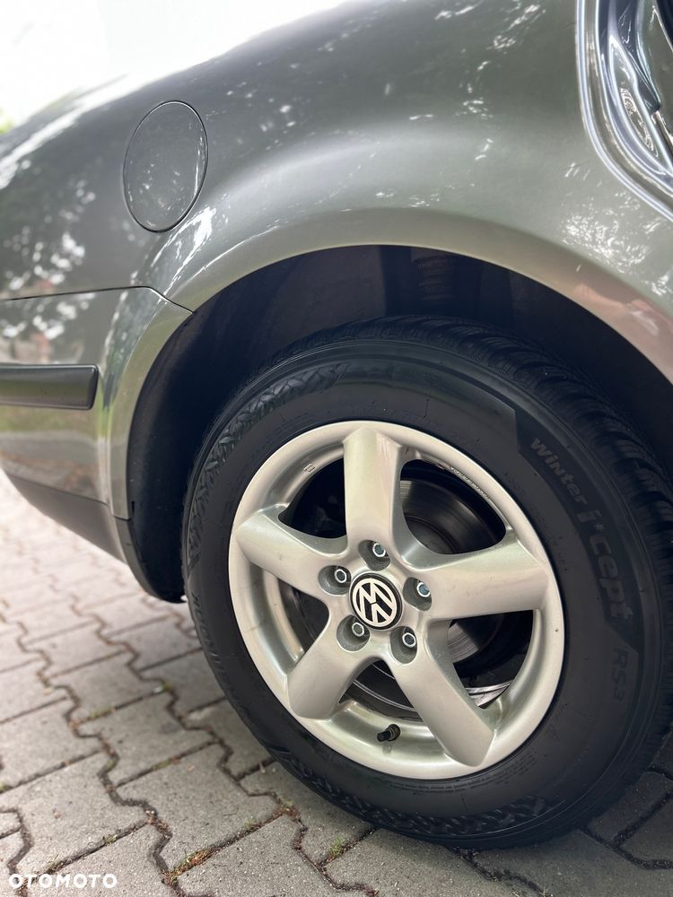 Volkswagen Passat 1.9 TDI Comfortline - 18