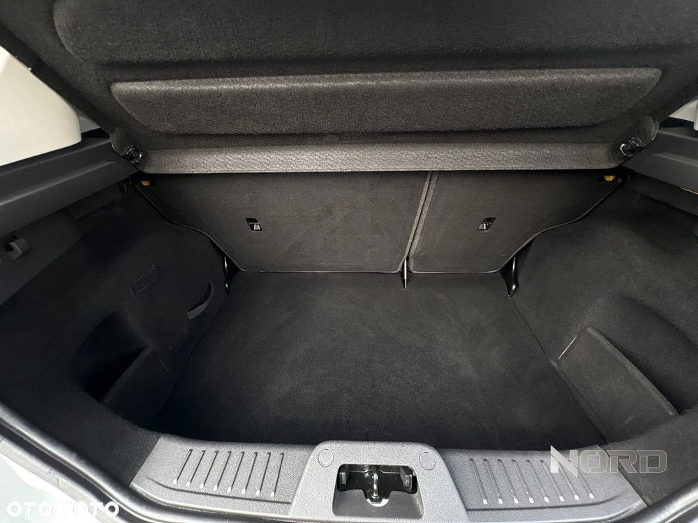 Ford Fiesta 1.0 EcoBoost Titanium - 27