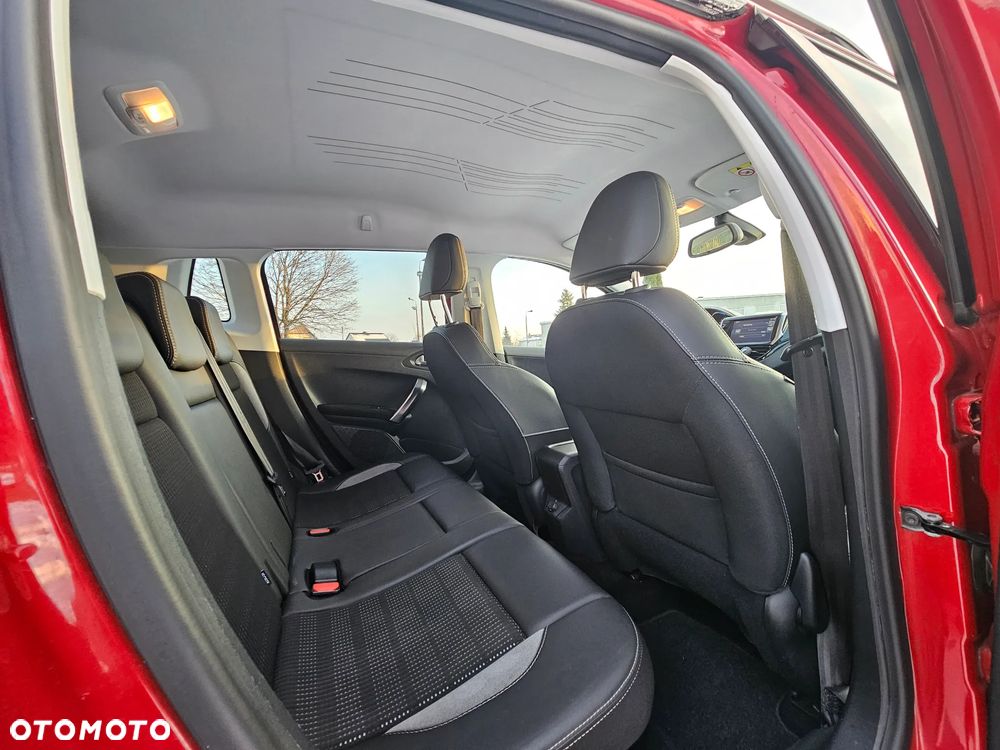 Peugeot 2008 1.2 Pure Tech Active S&S - 17