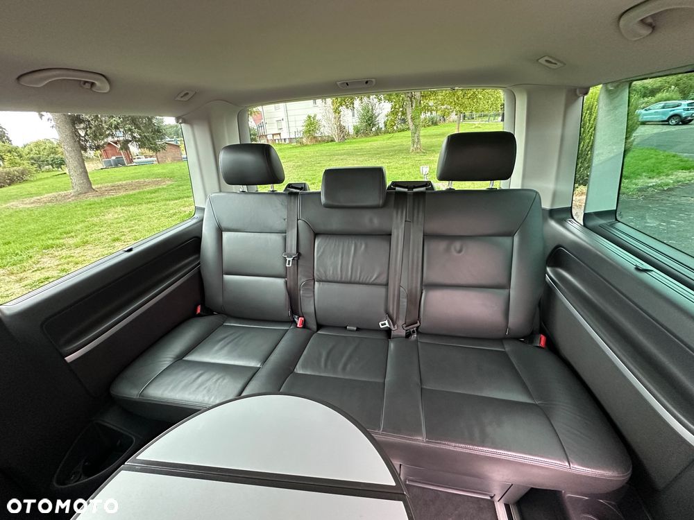 Volkswagen Multivan - 16