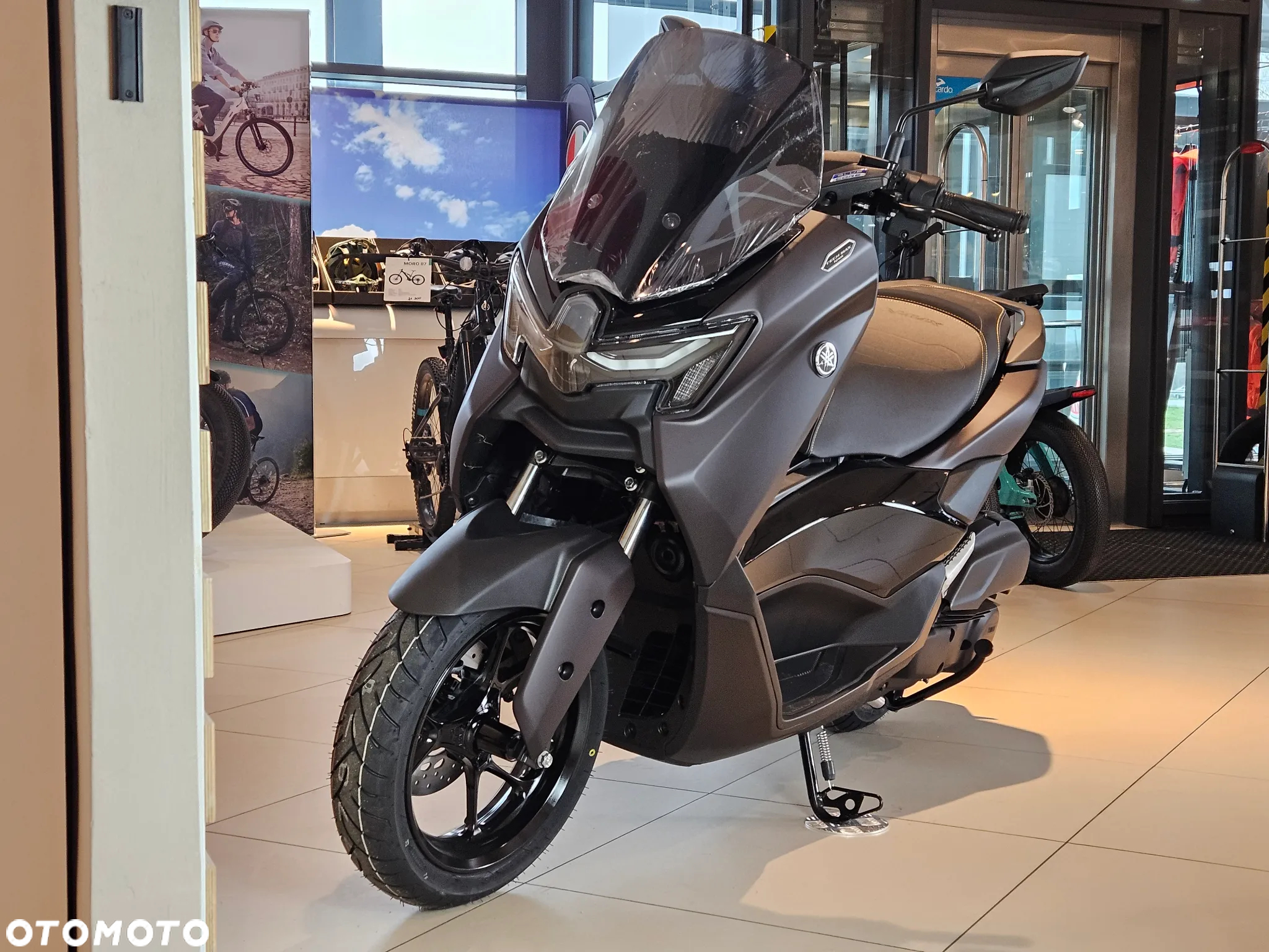 Yamaha NMAX - 5