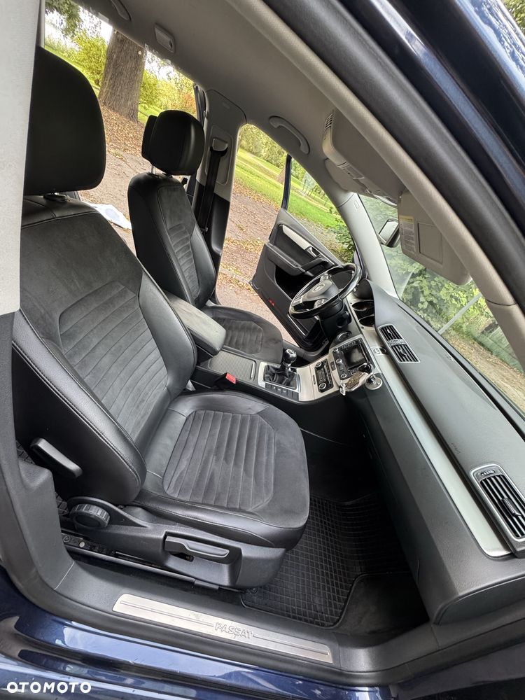 Volkswagen Passat - 6