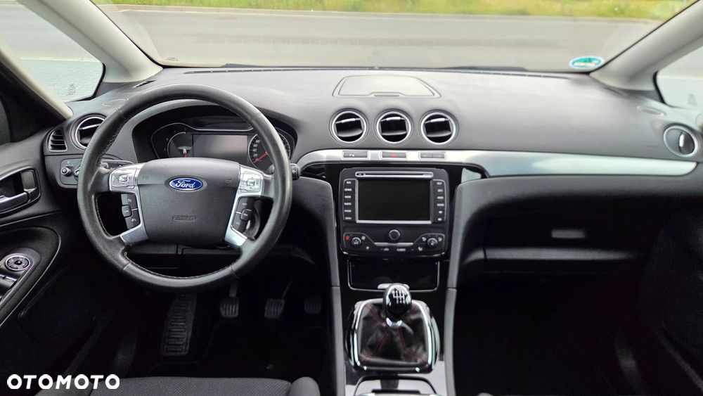 Ford S-Max 2.0 TDCi DPF Titanium X - 24