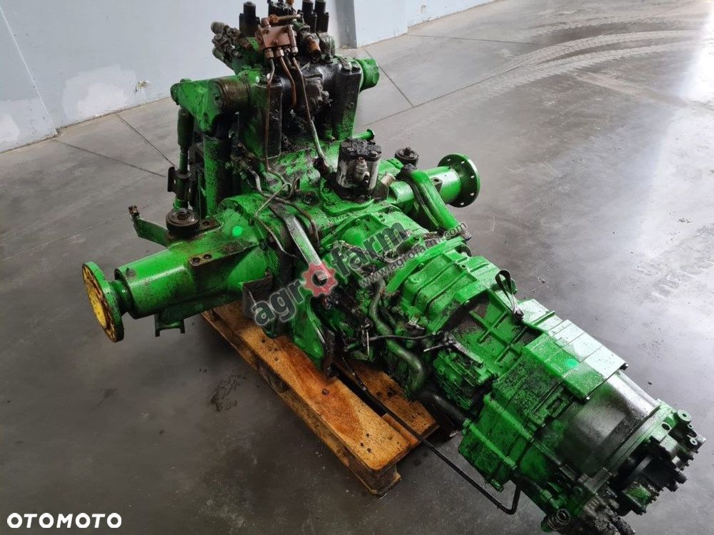 Skrzynia biegów, most tylny John Deere 6320 - 3
