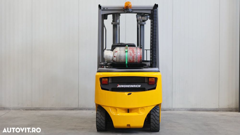 Jungheinrich TFG 320 - 4