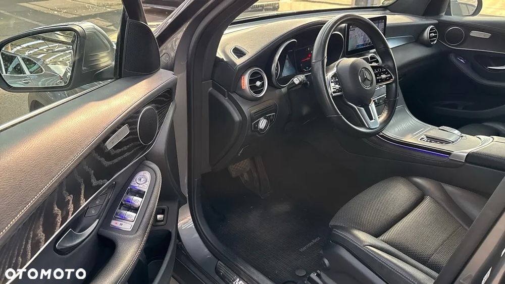 Mercedes-Benz GLC 200 - 5