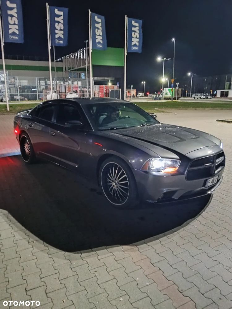 Dodge Charger - 3