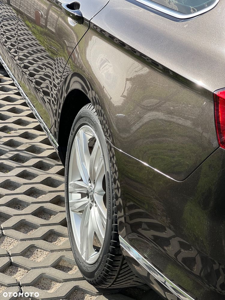 Volkswagen Passat 2.0 TDI SCR Highline DSG - 9