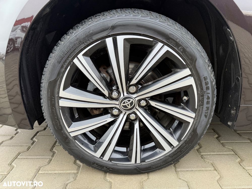 Toyota Corolla 1.8 HSD Exclusive interior Gri - 13