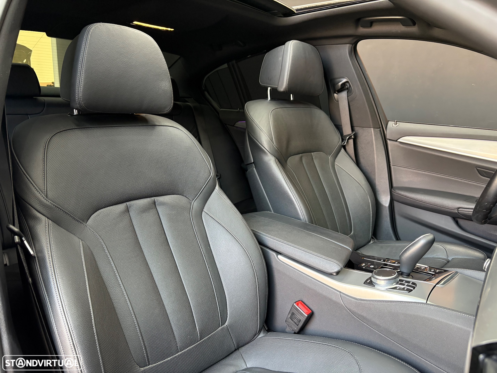 BMW 530 e Pack Desportivo M - 45
