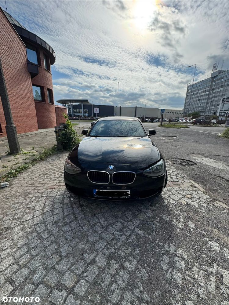 BMW Seria 1 116i - 1