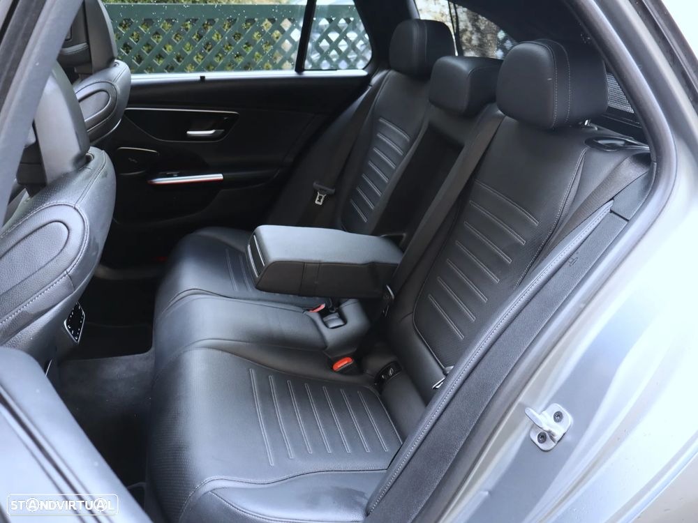 Mercedes-Benz C 300 e T 9G-TRONIC AMG Line - 57