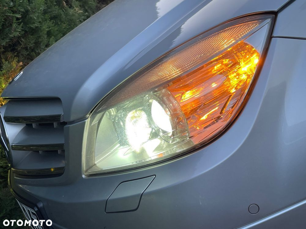 Mercedes-Benz Klasa C 180 T Kompressor Automatik BlueEFFICIENCY Avantgarde - 3