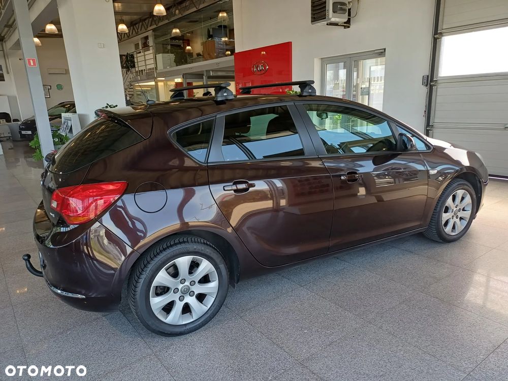 Opel Astra 1.6 CDTI Enjoy - 8