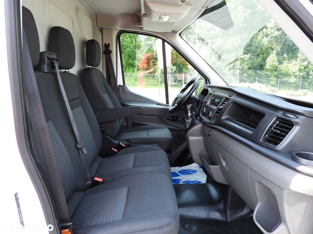 Ford TRANSIT  FURGON TEMPOMAT LEDY KLIMATYZACJA  130KM - 37