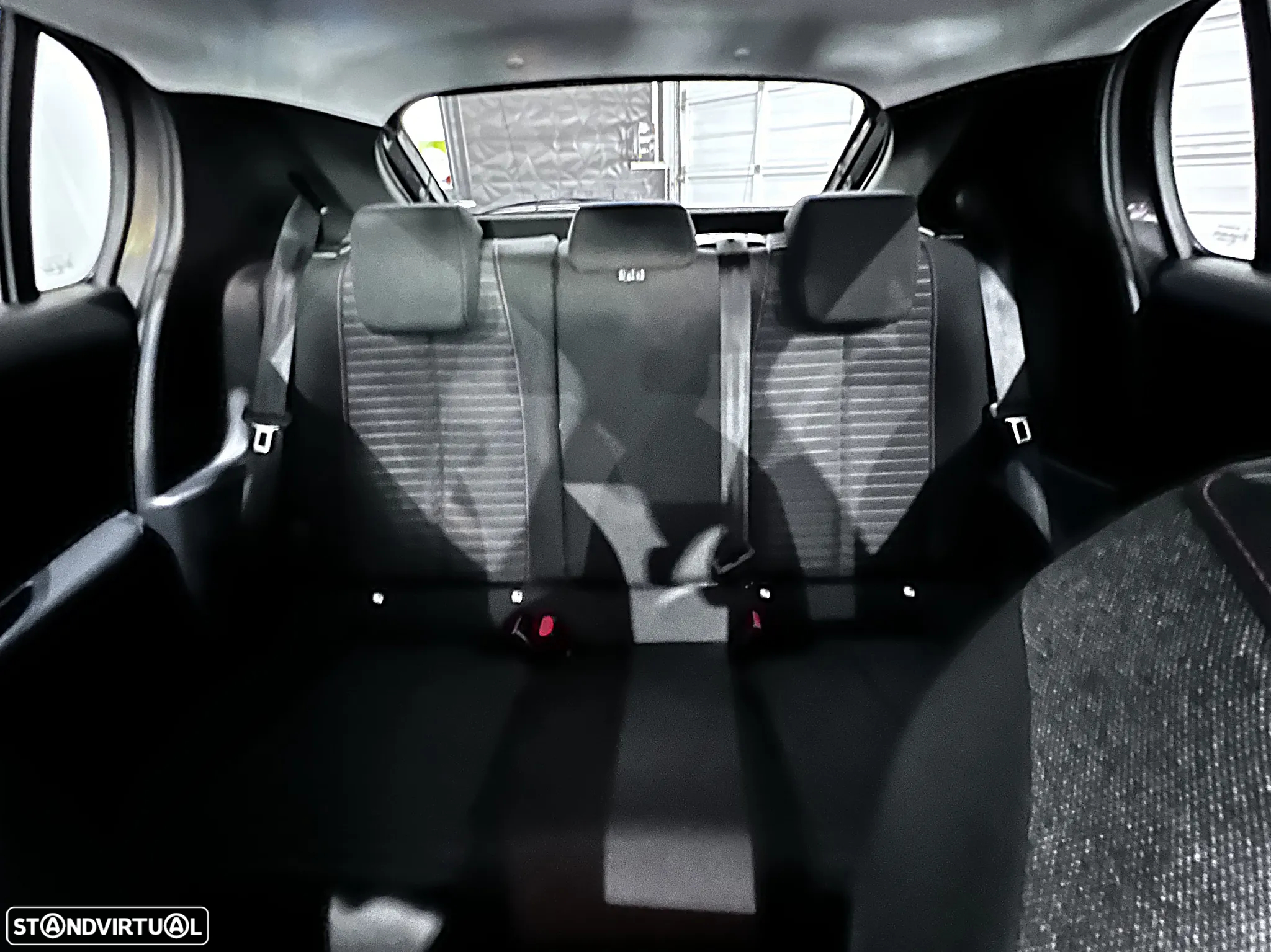 Peugeot 208 1.2 PureTech Active Pack - 6