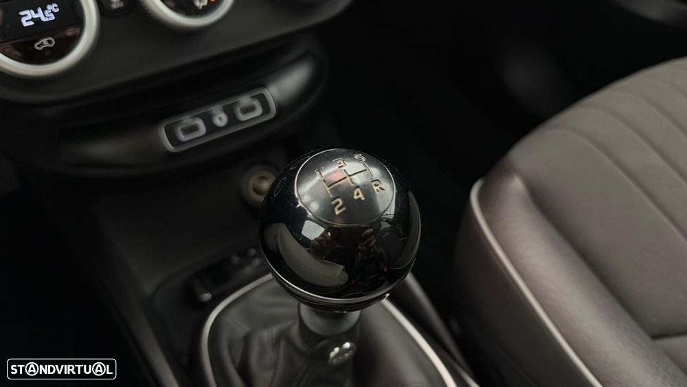 Fiat 500X 1.6 E-torQ 4x2 S&S Urban - 19