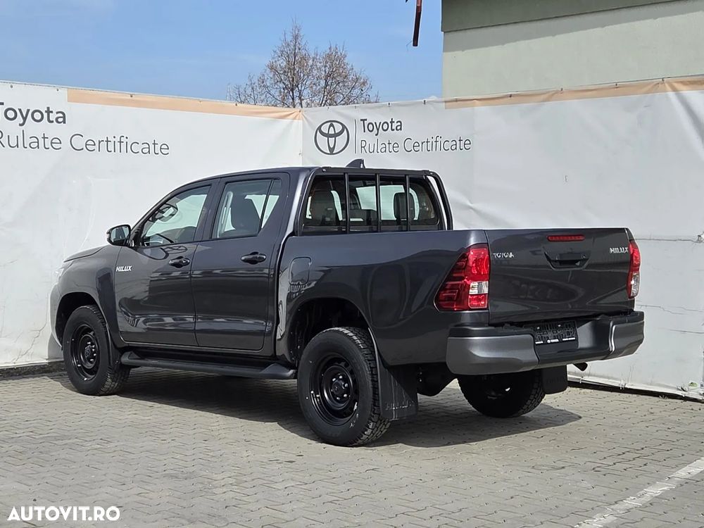 Toyota Hilux 2.4D 150CP 4x4 Double Cab AT Comfort - 3