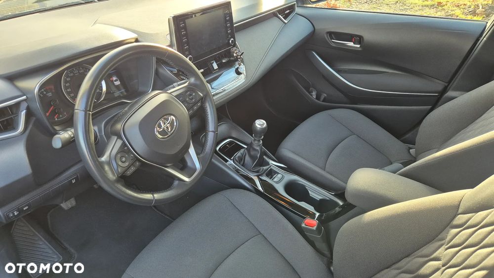 Toyota Corolla 1.6 Comfort - 11