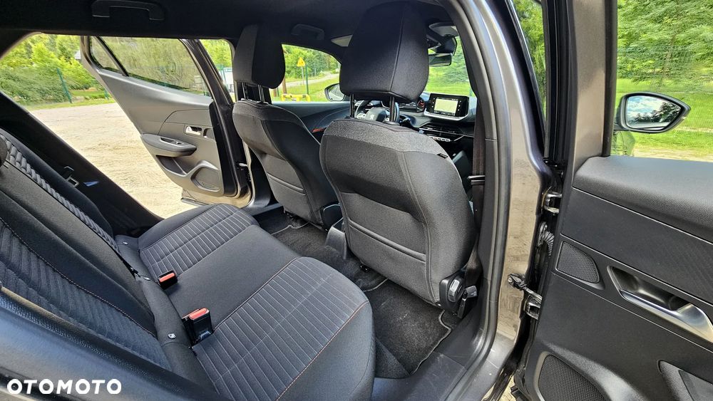 Peugeot 2008 PureTech 100 Style - 36