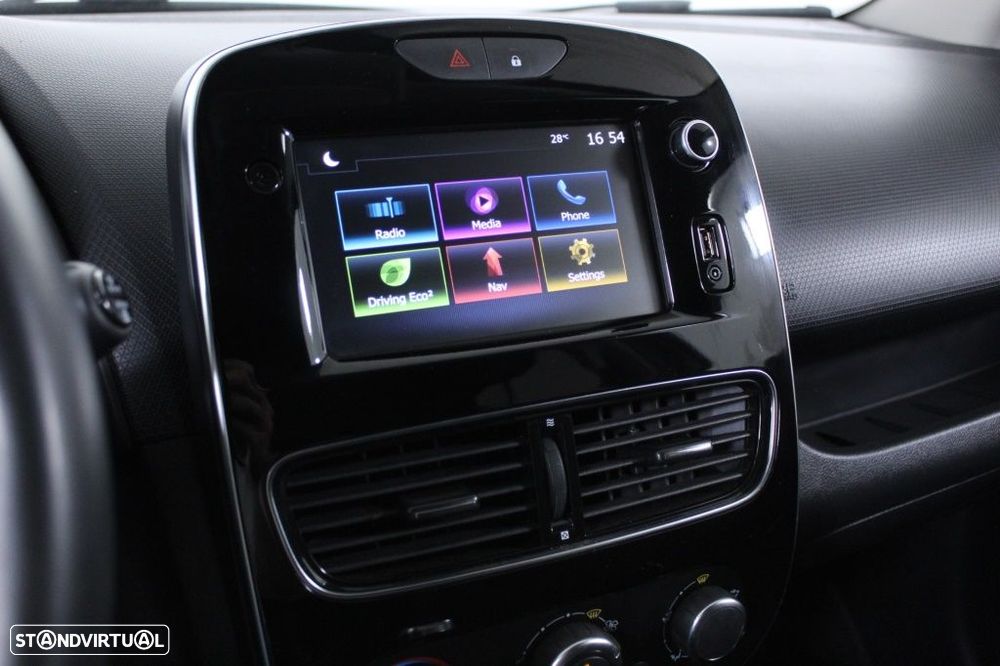 Renault Clio Sport Tourer 0.9 TCE Limited - 27