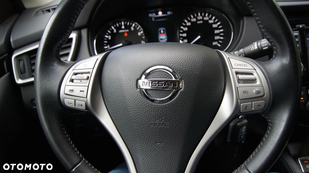 Nissan Qashqai - 25