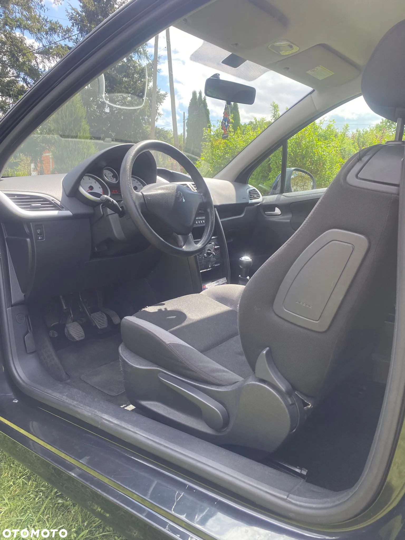 Peugeot 207 1.4 16V Trendy - 4