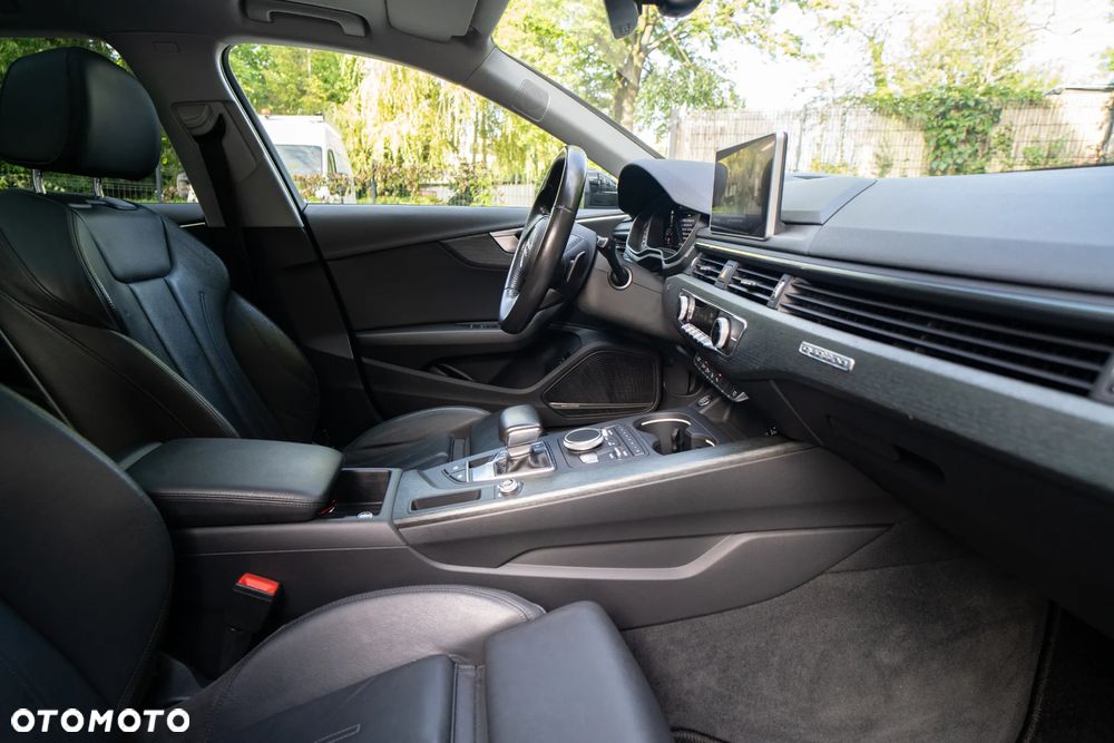 Audi A4 Avant 2.0 TDI Quattro S tronic - 8