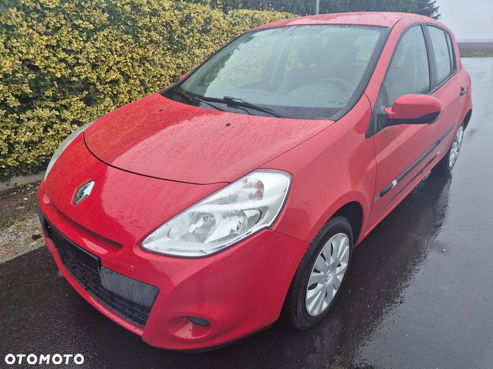 Renault Clio 1.2 16V Campus - 7