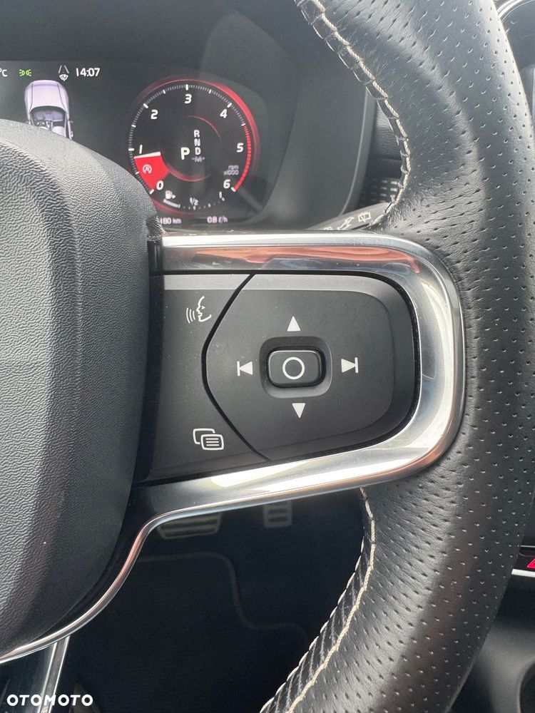 Volvo XC 40 D3 R-Design - 27