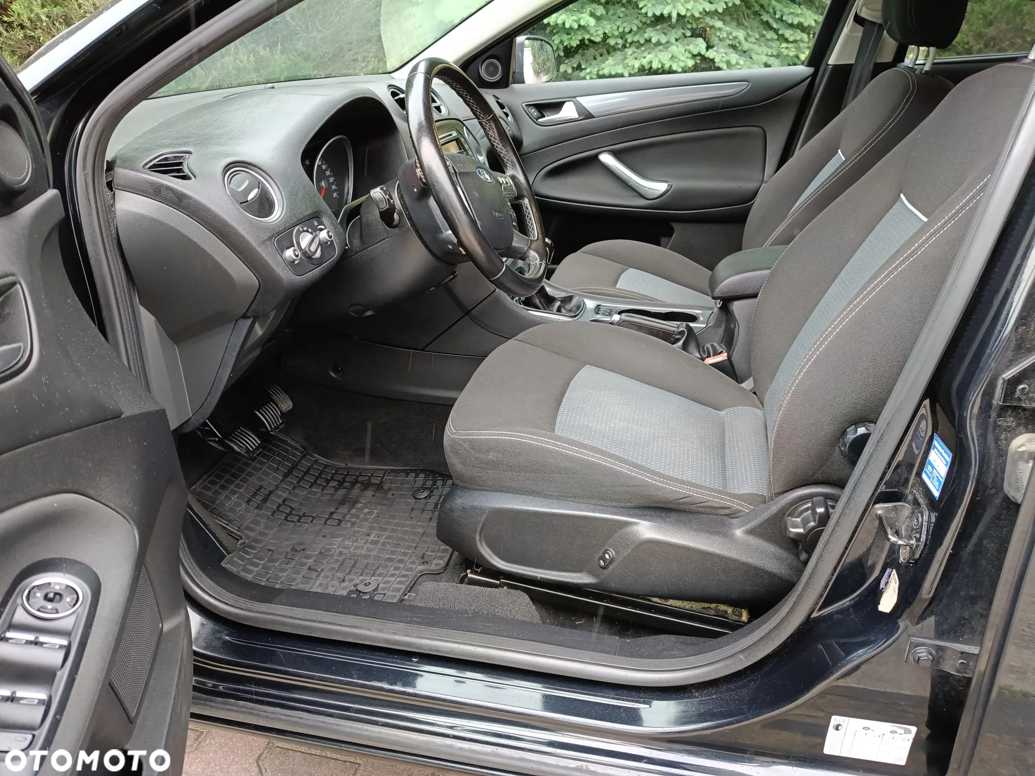Ford Mondeo - 11