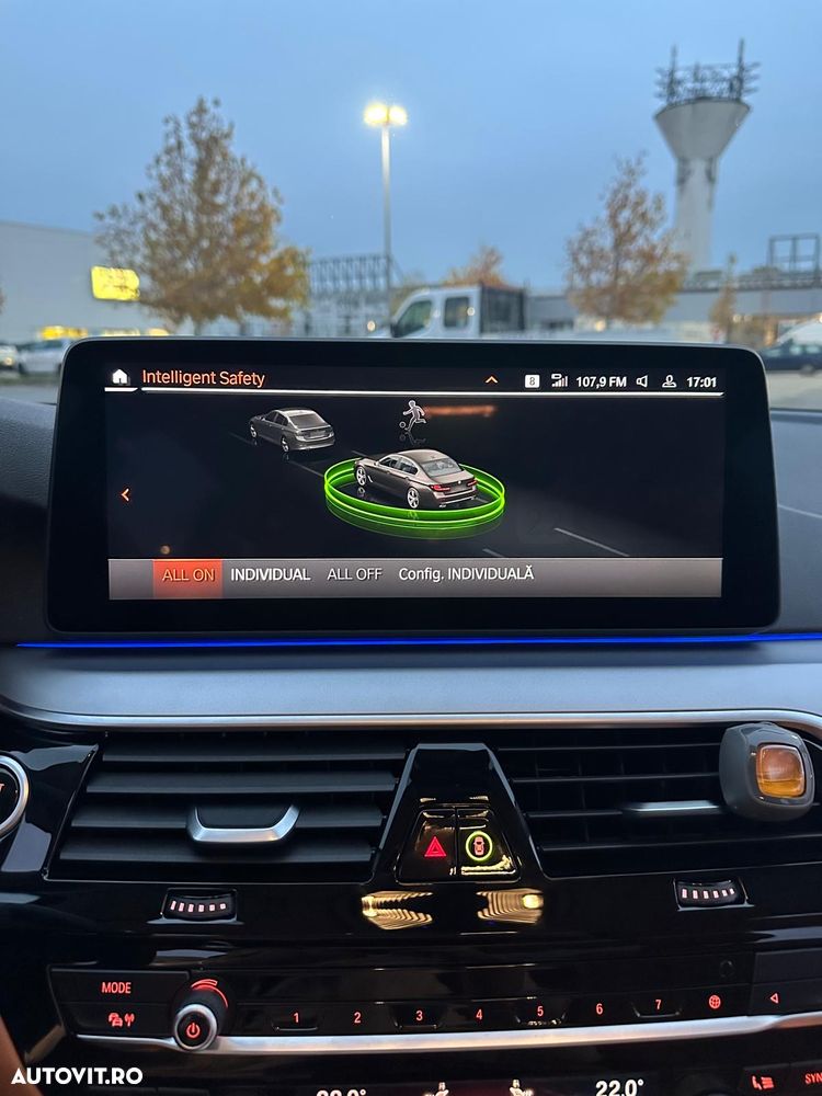 BMW Seria 5 520d Efficient Dynamics Edition Aut. - 17