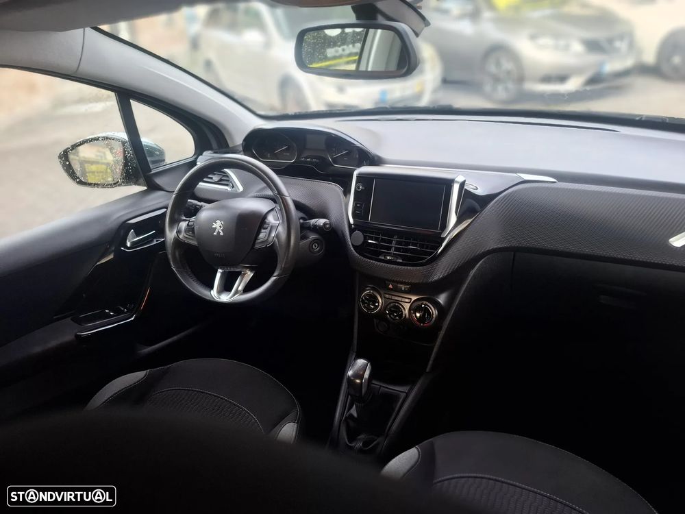 Peugeot 208 1.6 BlueHDi Style - 13
