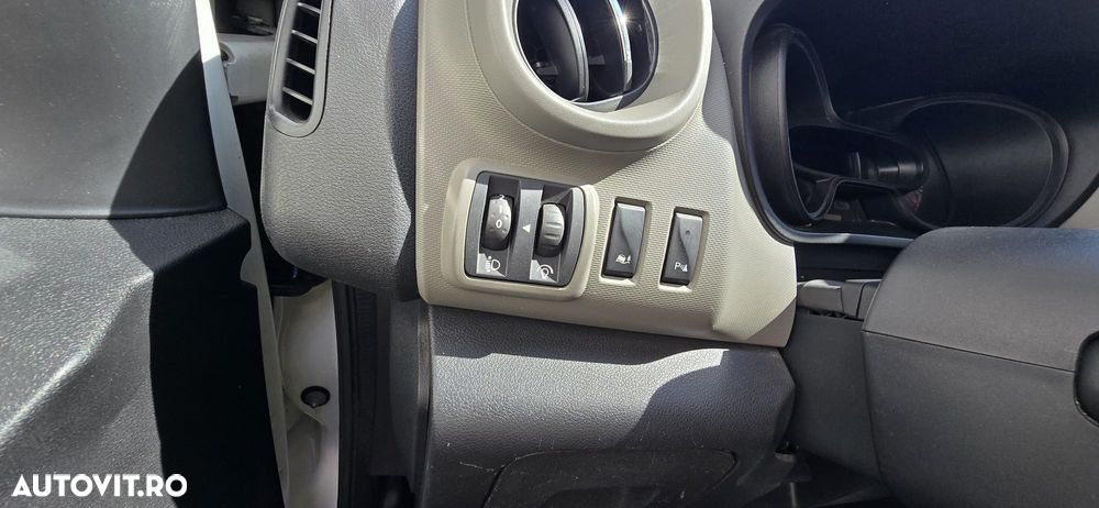 Renault Trafic - 15